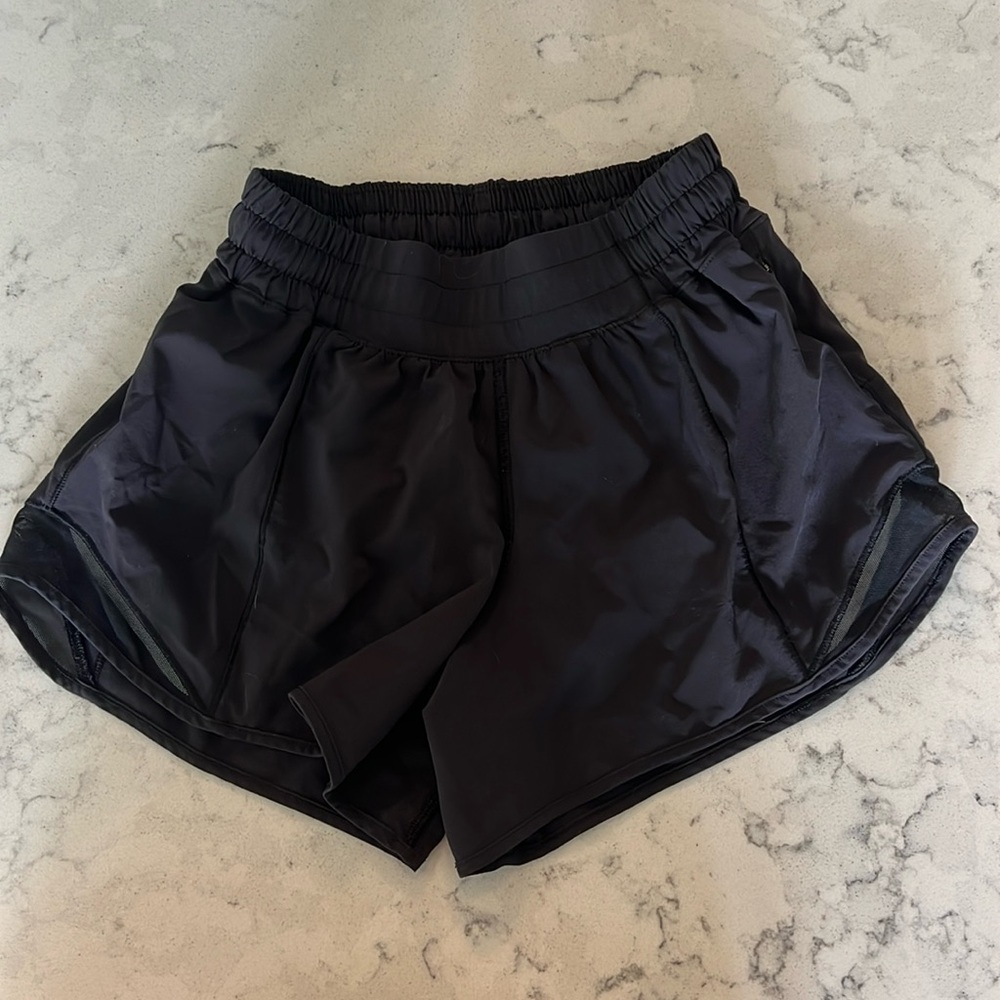 lululemon Hotty Hot short